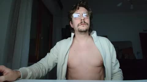 francesco_831115 online show from 02-12-26, 10:38