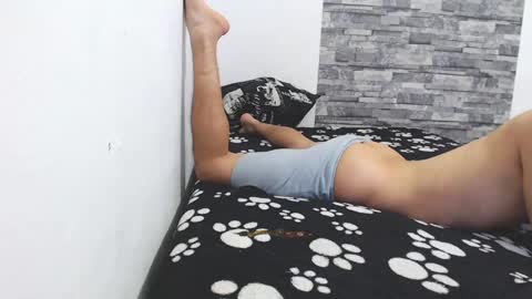 Snapshot of francesco_spank chatting on 02-18-25, 12:59 FRANCESCO online show from 02-18-25, 12:59