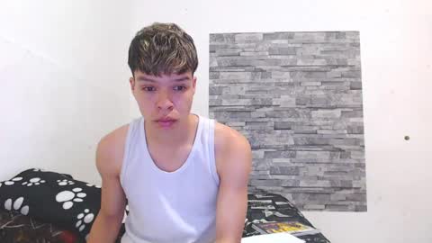 Snapshot of francesco_spank chatting on 02-25-25, 06:31 FRANCESCO online show from 02-25-25, 06:31