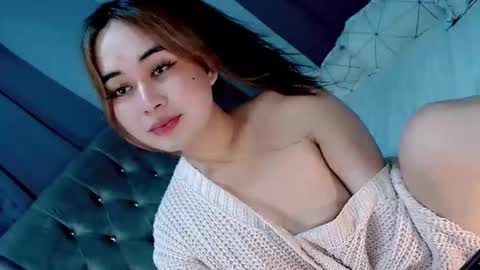 LOVE online show from 04-22-26, 08:06
