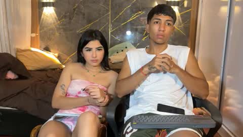 Snapshot of francheska_baby chatting on 10-19-25, 01:01 Dynamic roles online show from 10-19-25, 01:01