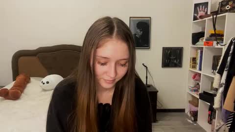 Snapshot of francinaporteus chatting on 10-01-25, 02:01 Francis online show from 10-01-25, 02:01