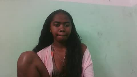 Snapshot of francinealdy chatting on 09-14-25, 06:34 francinealdy online show from 09-14-25, 06:34