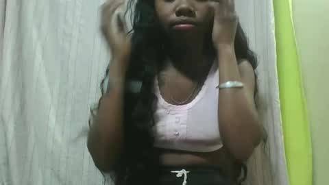 Snapshot of francinealdy chatting on 09-30-25, 03:44 francinealdy online show from 09-30-25, 03:44