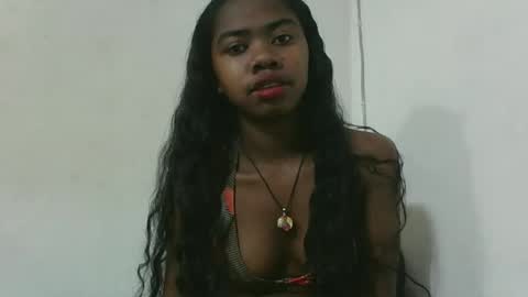 Snapshot of francinealdy chatting on 10-07-25, 05:04 francinealdy online show from 10-07-25, 05:04