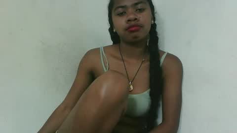 Snapshot of francinealdy chatting on 10-24-25, 06:04 francinealdy online show from 10-24-25, 06:04