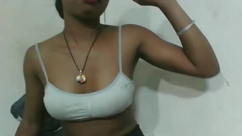 Snapshot of francinealdy chatting on 11-10-25, 05:39 francinealdy online show from 11-10-25, 05:39