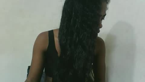 Snapshot of francinealdy chatting on 11-12-25, 08:15 francinealdy online show from 11-12-25, 08:15