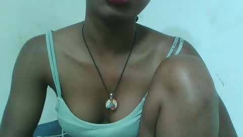 Snapshot of francinealdy chatting on 11-14-25, 03:27 francinealdy online show from 11-14-25, 03:27