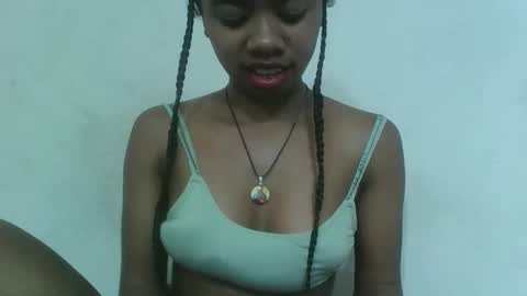 Snapshot of francinealdy chatting on 11-16-25, 06:46 francinealdy online show from 11-16-25, 06:46