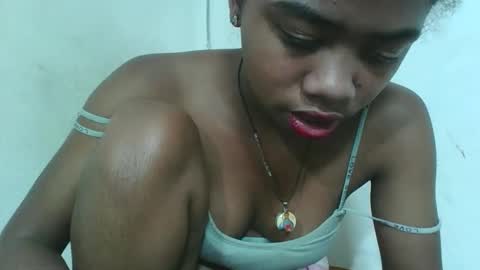 Snapshot of francinealdy chatting on 11-30-25, 06:28 francinealdy online show from 11-30-25, 06:28