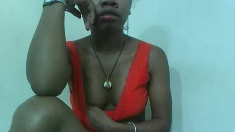 Snapshot of francinealdy chatting on 12-05-25, 03:15 francinealdy online show from 12-05-25, 03:15