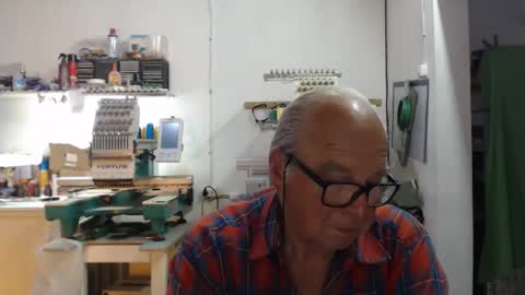 Snapshot of francisco727 chatting on 03-30-26, 11:11 francisco727 online show from 03-30-26, 11:11