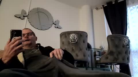 Snapshot of franciscomalin chatting on 03-08-25, 06:32 franciscomalin online show from 03-08-25, 06:32