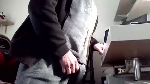 Snapshot of franciscomalin chatting on 03-09-25, 09:35 franciscomalin online show from 03-09-25, 09:35