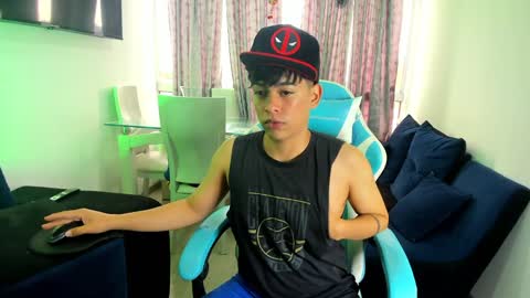 frank online show from 02-04-25, 07:44