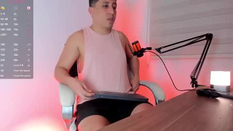 Snapshot of francodelacruz chatting on 02-27-25, 03:36 Francum online show from 02-27-25, 03:36