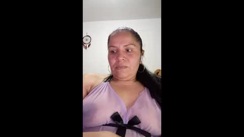 Snapshot of francy_froz chatting on 04-17-26, 02:47 francy froz online show from 04-17-26, 02:47