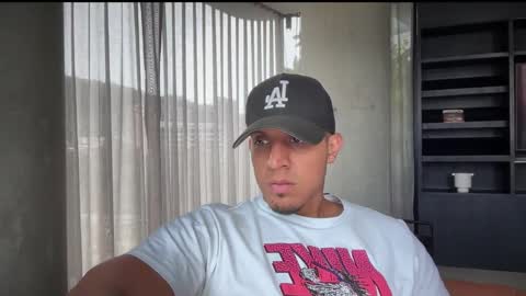 Frank online show from 11-25-25, 07:36