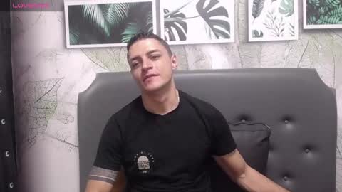 Snapshot of frank_millers chatting on 01-29-25, 04:41 Frank online show from 01-29-25, 04:41