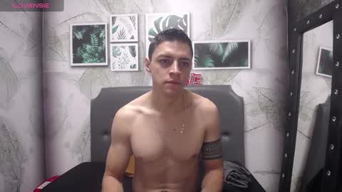 Snapshot of frank_millers chatting on 02-04-25, 12:22 Frank online show from 02-04-25, 12:22