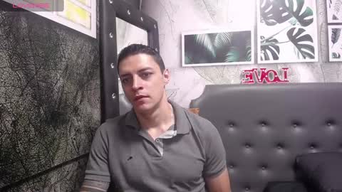 Snapshot of frank_millers chatting on 02-10-25, 12:50 Frank online show from 02-10-25, 12:50