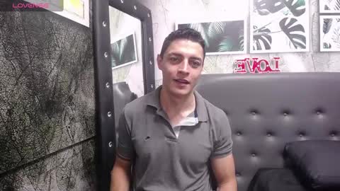 Snapshot of frank_millers chatting on 02-10-25, 06:56 Frank online show from 02-10-25, 06:56