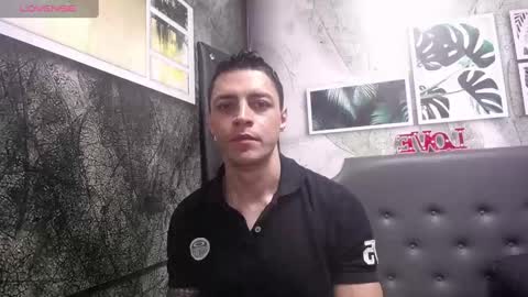 Snapshot of frank_millers chatting on 02-11-25, 12:27 Frank online show from 02-11-25, 12:27