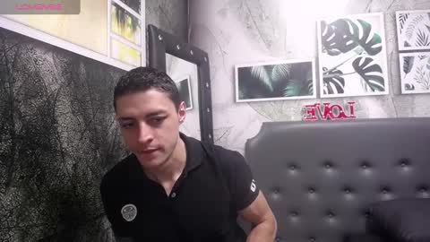 Snapshot of frank_millers chatting on 02-11-25, 03:29 Frank online show from 02-11-25, 03:29