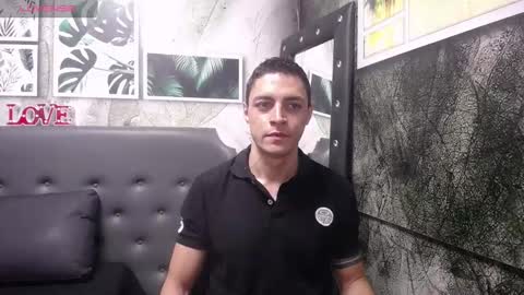 Snapshot of frank_millers chatting on 02-13-25, 04:28 Frank online show from 02-13-25, 04:28