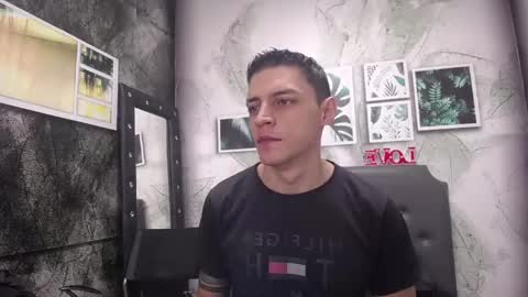 Snapshot of frank_millers chatting on 03-01-25, 12:45 Frank online show from 03-01-25, 12:45