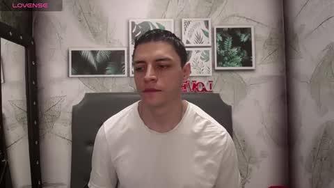 Snapshot of frank_millers chatting on 03-04-25, 08:49 Frank online show from 03-04-25, 08:49