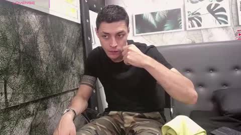 Snapshot of frank_millers chatting on 03-06-25, 06:16 Frank online show from 03-06-25, 06:16