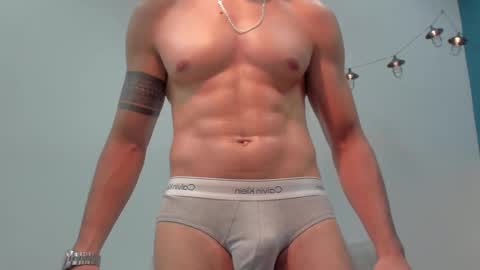 Snapshot of frank_millers chatting on 09-30-25, 06:13 Frank online show from 09-30-25, 06:13