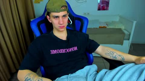 Frank online show from 04-28-26, 04:06