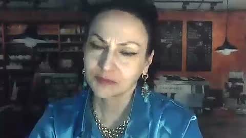 frankieteasing online show from 04-12-26, 06:35