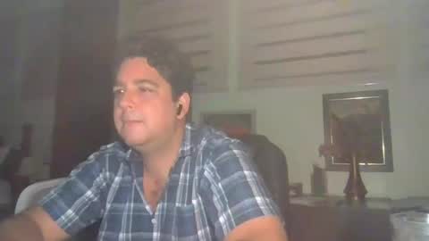 frankorican online show from 10-13-25, 04:23