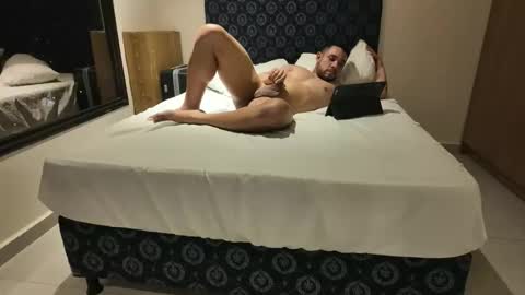 Snapshot of fransexxx69 chatting on 11-10-25, 05:39 Fransexxx online show from 11-10-25, 05:39