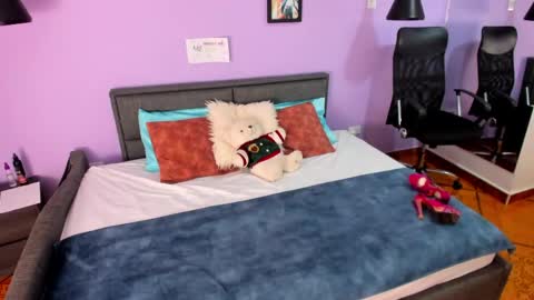 Fransheska online show from 05-01-26, 11:59