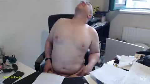 Snapshot of fransje_ chatting on 02-28-26, 04:08 Fransje online show from 02-28-26, 04:08