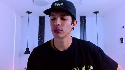 Franvill trato online show from 12-17-25, 07:09