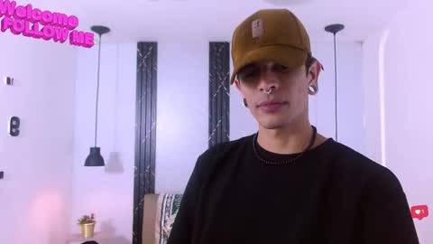 Snapshot of franvill_trato chatting on 01-17-26, 07:28 Franvill trato online show from 01-17-26, 07:28