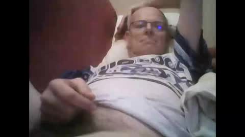 Snapshot of franznaked chatting on 03-15-26, 10:38 Frantz online show from 03-15-26, 10:38