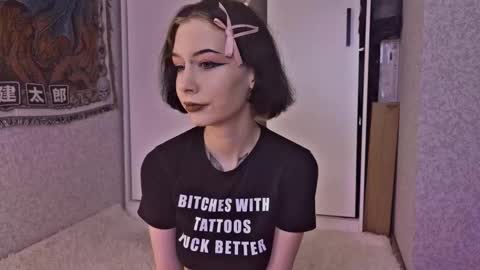 mistress Bastet and  mintcola online show from 10-21-25, 09:15