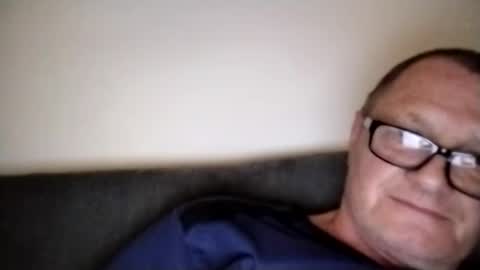 Snapshot of frauenfeind1 chatting on 03-10-25, 09:53 Wolfi online show from 03-10-25, 09:53