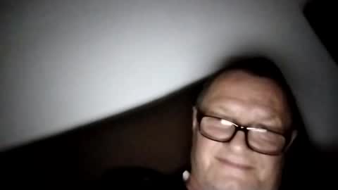 Snapshot of frauenfeind1 chatting on 10-16-25, 06:25 Wolfi online show from 10-16-25, 06:25