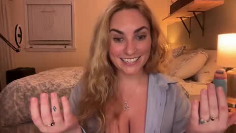 Fray online show from 02-26-26, 04:44