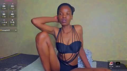 Snapshot of freakky_nessa chatting on 10-21-25, 11:55 Nessa-Independent model online show from 10-21-25, 11:55