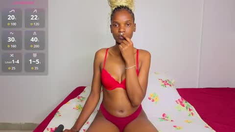 Snapshot of freakky_nessa chatting on 02-15-26, 02:19 Nessa-Independent model online show from 02-15-26, 02:19