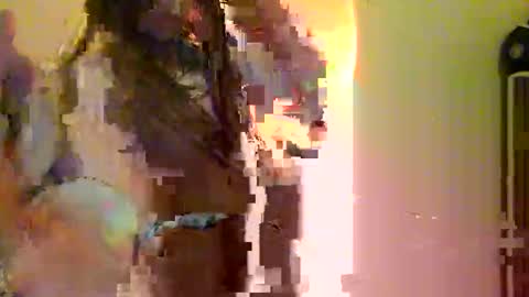 Snapshot of freaktwink420 chatting on 11-05-25, 02:55 Squirrel twink online show from 11-05-25, 02:55